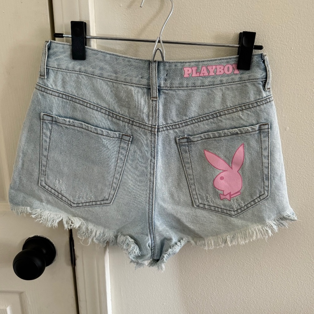 Pacsun x Playboy Light Washed High Waist Jean Shorts sz26 Pink Decals